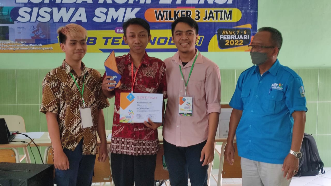 Siswa Smkn 2 Sgs Raih Juara 1 Lks Jatim Wilker 3 Bidang Lomba Web